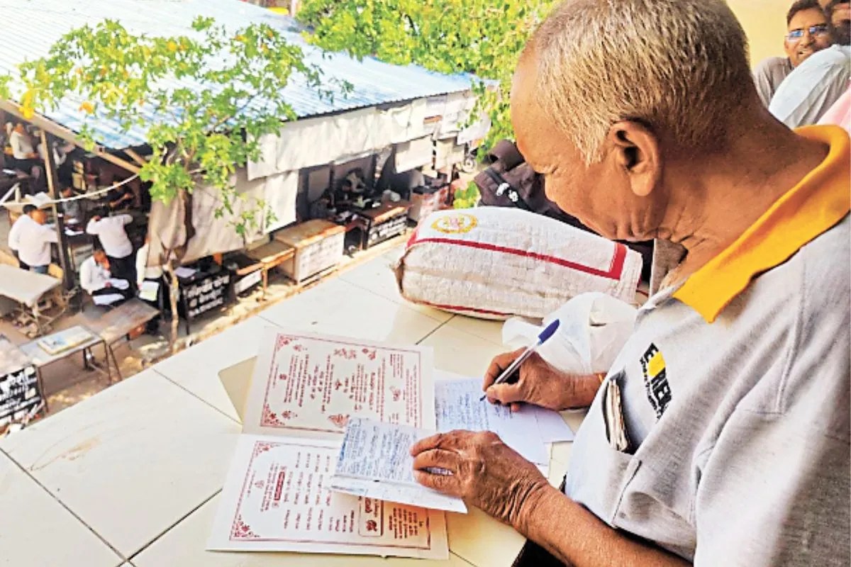 Jaipur LPG Crisis Hits Akshaya Tritiya Weddings No Cylinder No Food Menus Cut Guests Reduced