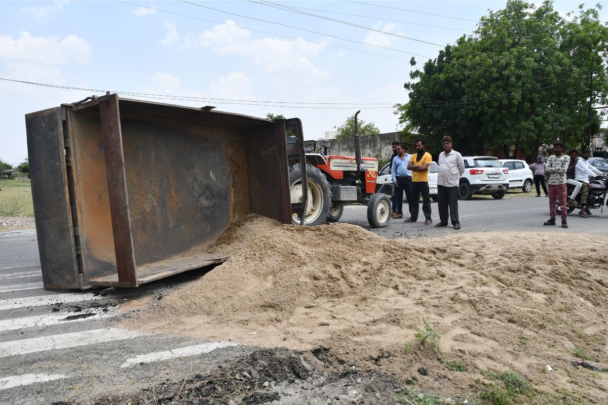 Bhilwara Murder Student Crushed to Death by Tractor Sand Mafia Alleged