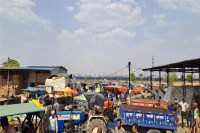 There is no post office in the market, there is enough space for auction, when the inflow increases, fields are rented and three purchasing centres will be built here.