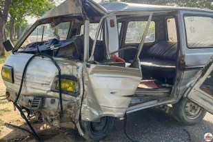 Van Accident in Maharashtra