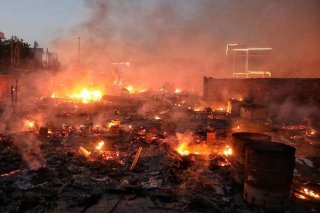 Lucknow Slum Vikas Nagar Fire