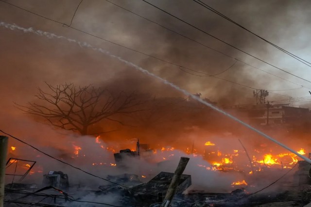 Lucknow Slum Vikas Nagar Fire