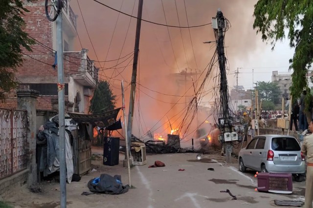 Lucknow Slum Vikas Nagar Fire