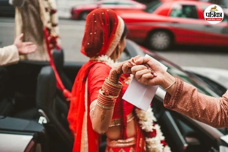 ambedkar nagar dulhan premi rok car vidai case