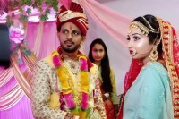 ‘पापा ने मम्मी को बेल्ट से मारा और फंदे पर लटका दिया