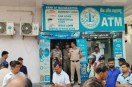 Bank Robbery singrauli Armed Bandits Hold People Hostage mp news