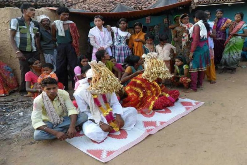 CG News: लाल आतंक की बंदिशें टूटीं, 20 साल बाद शान से गूंजी शहनाई, नक्सली भी बंधे विवाह के बंधन में