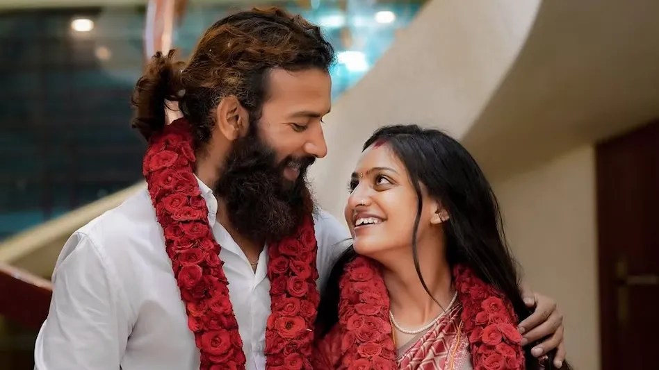 Farman Khan Big Revealed Monalisa is Pregnant