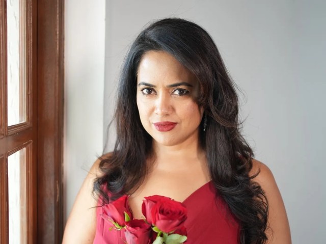 Sameera Reddy On Bollywood