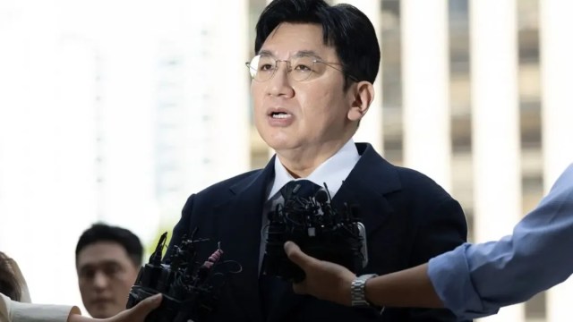South Korea Police Seek Arrest of BTS Agency Head Over Fraud