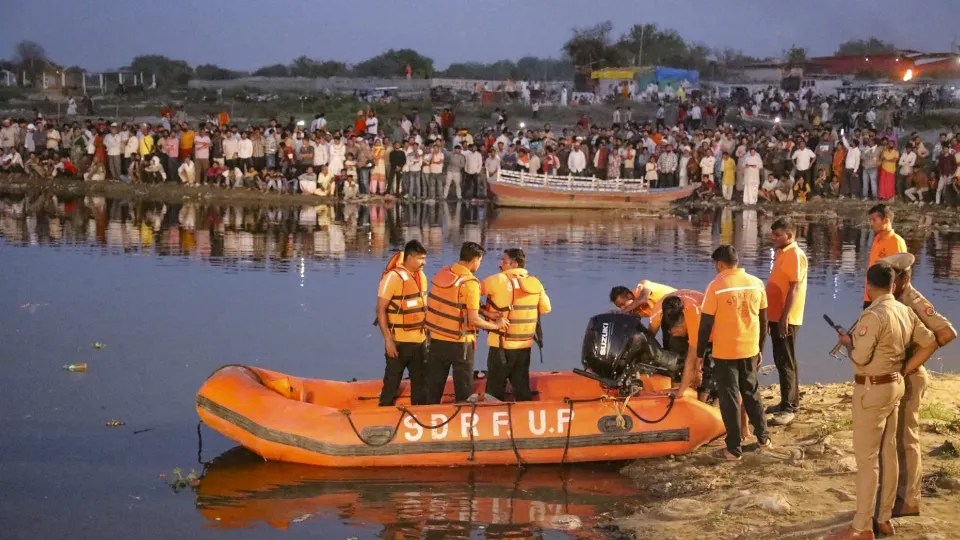 Mathura Yamuna Boat Accident