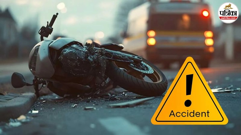 maharajganj trailer bike family accident