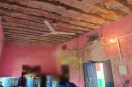 जिले के एक सरकारी विद्यालय का जर्जर भवन