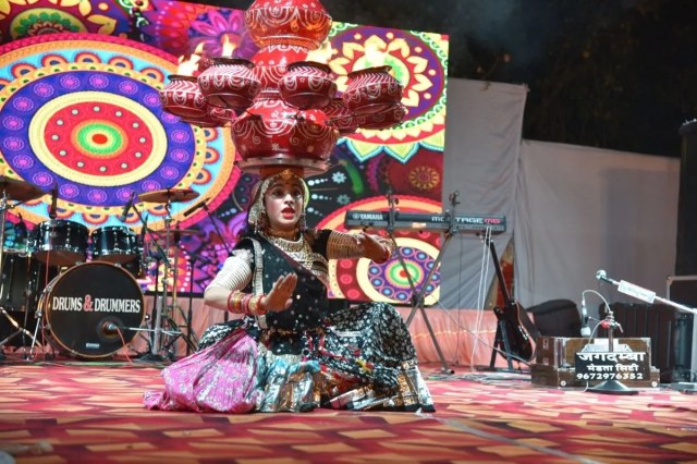 इंटरनेशनल भवाई नृत्यांगना मानसी सिंह पंवार की आकर्षक प्रस्तुति