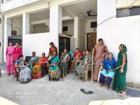 मोती नगर में शराब दुकान का विरोध, महिलाओं का धरना-प्रदर्शन - प्रभारी मंत्री, सांसद कलेक्टर व एसपी के आश्वासन के बाद भी नहीं हटी दुकान, अब महिलाएं मैदान में