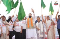 जेपी गंगा पथ पर फन रन को हरी झंडी दिखाते सीएम सम्राट चौधरी