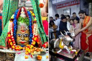 Sara Arjun Reach Mahakal Temple