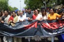 भोपाल मुख्यमंत्री डॉ. मोहन यादव एवं भाजपा प्रदेश अध्यक्ष व विधायक हेमंत खंडेलवाल ने सोमवार को एमवीएम कॉलेज ग्राउंड से ‘नारी शक्ति वंदन अधिनियम’ संशोधन प्रस्ताव का संसद में विपक्ष द्वारा पारित नहीं होने देने के विरोध में आयोजित जन आक्रोश महिला पदयात्रा में रोशनपुरा चौराहा तक सहभागिता कर कार्यक्रम को संबोधित किया। इस दौरान कार्यक्रम में प्रदेश प्रवक्ता, पूर्व मंत्री व विधायक अर्चना चिटनीस, सांसद लता वानखेड़े, सांसद कविता पाटीदार, महिला मोर्चा की प्रदेश अध्यक्ष अश्विनी परांजपे एवं कवयित्री अनामिका अम्बर भी शामिल हुई ।