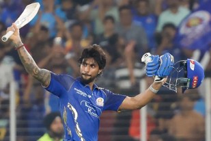 Tilak Varma Century vs GT, MI vs GT IPL 2026, Tilak Varma Batting Strategy, Mumbai Indians News Hindi, Tilak Varma 101* Runs, IPL 2026 Highlights.