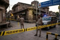 Mathura News, Vrindavan News, Mathura Latest News, Mathura Girl Video Viral