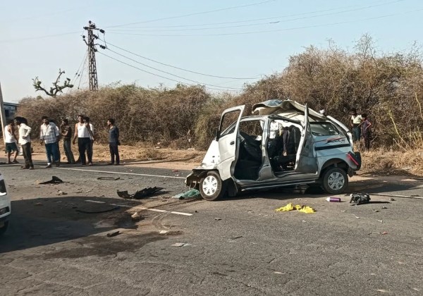Horrific road accident in Nagaur: 4 people of the same family killed, 8 injured in collision between roadways bus and car