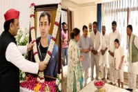 फूट फूट के रोई अपर्णा यादव, पिपरा घाट पर हो सकता है दाह संस्कार (फोटो सोर्स : भाषा WhatsApp News Group)