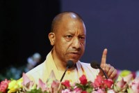कालाबाजारी रोकने के लिए फार्मर आईडी से होगी उर्वरक बिक्री, प्रशासन ने जारी किए सख्त निर्देश (फोटो सोर्स : भाषा WhatsApp News Group)