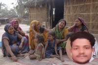 इनसेट में मृतक की फोटो रोते परिजन की सांकेतिक तस्वीर AI