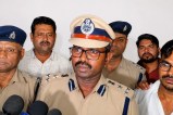घटना के संबंध में जानकारी देते एसपी फोटो सोर्स पुलिस X अकाउंट