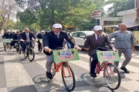 न्यायपालिका की अनोखी पहल, जस्टिस राजेश चौहान ने दिखाई हरी झंडी (फोटो सोर्स : भाषा WhatsApp News Group)