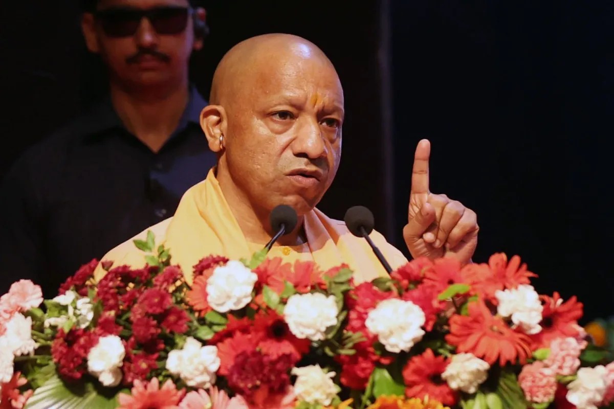 यूपी में प्रधानों को बड़ी राहत, कार्यकाल खत्म होने के बाद अब प्रशासक बनकर संभालेंगे जिम्मेदारी (फोटो सोर्स : भाषा WhatsApp News Group)