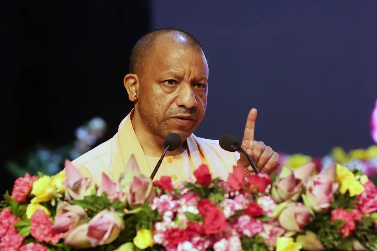 CM Yogi: मऊ, लखनऊ, चित्रकूट समेत कई जिलों में भारी तबाही, मृतकों के परिजनों को 24 घंटे में मुआवजा देने का निर्देश (फोटो सोर्स : भाषा WhatsApp News Group)