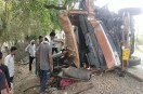 ट्रक चालक माल वाहक सहित चार बाइक को रौंदा, एक घायल