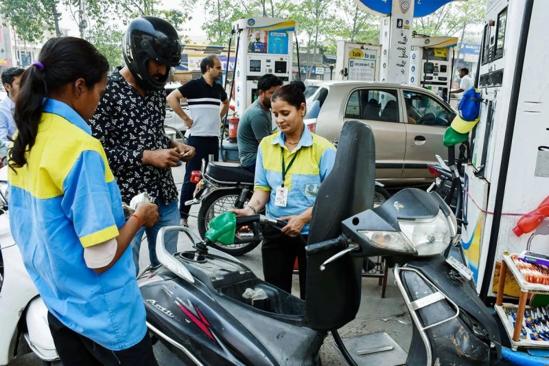 petrol diesel price hike India