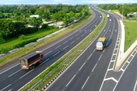 Indore-Mumbai Highway