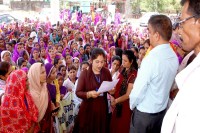 ASHA workers news ratlam 44-degree temperature