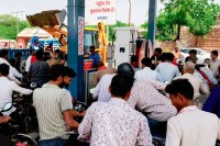 Balotra vehicle rush for petrol