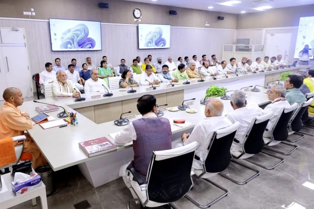CM Yogi Adityanath cabinet meeting