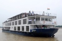 Cruise Service in Varanasi