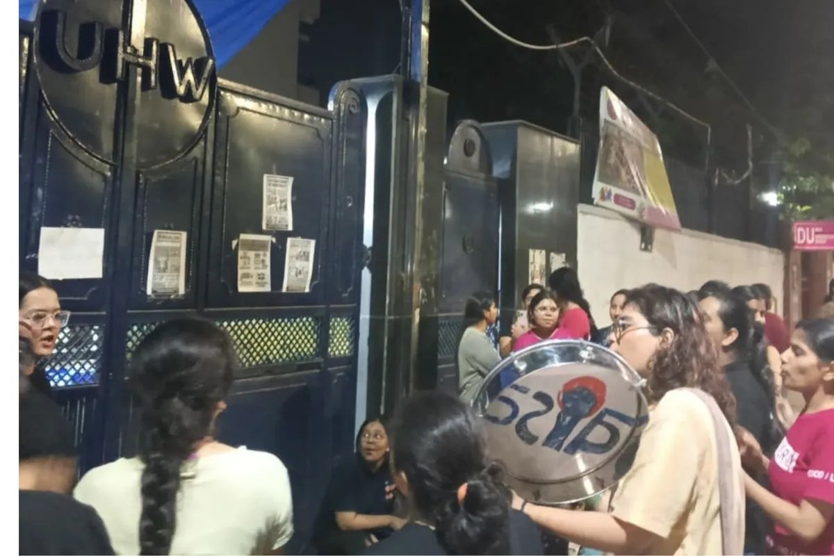 DU Women Hostel Protest