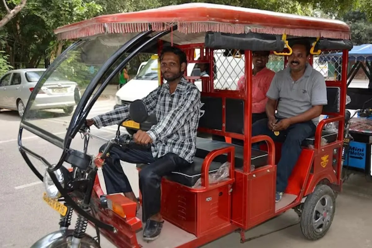 Delhi E-Rickshaw New Policy
