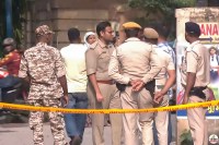 delhi boy shot at his head