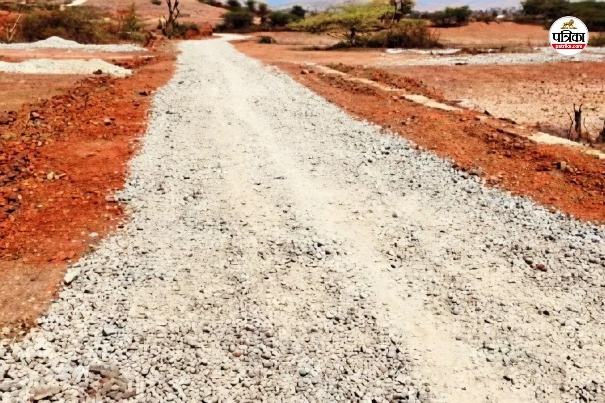 Rajasthan Dungarpur Road PWD officials play a strange game they admitted that survey wrong