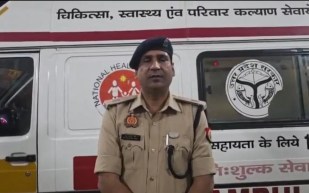घटना की जानकारी देते अपर पुलिस अधीक्षक, फोटो सोर्स- अंबेडकर नगर पुलिस
