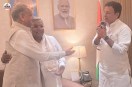 Karnataka Ex CM Siddaramaiah Flight Diverted to Jaipur Meets Ashok Gehlot