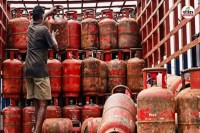 LPG company Message annual income is more than Rs 10 lakh then no LPG Cylinder subsidy Rajasthan 1.83 crore consumers in panic
