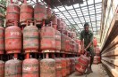 LPG price hike, LPG cylinder price increase, domestic gas cylinder price India, gas cylinder price above 1000, Dhamtari LPG consumers, Ujjwala Yojana beneficiaries LPG, rising LPG prices India, household budget inflation India, cooking gas price hike 2026, impact of LPG price rise, LPG cylinder cost India