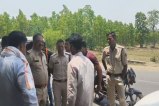 Loot at gun point, Loot in Kalyanpur forest, Loot in ambikapur