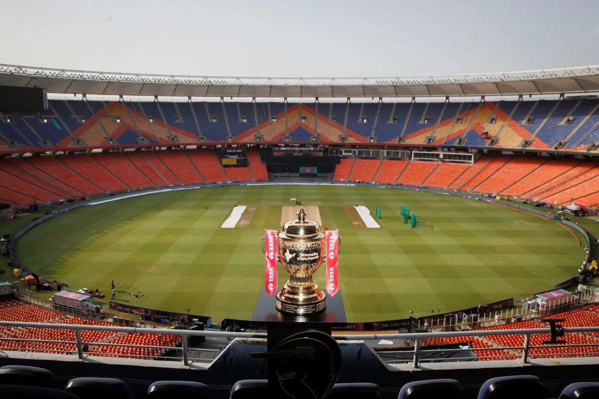GT vs SRH मुकाबले में आज फिर होगी चौके-छक्कों की बारिश या लगेगी विकेटों की झड़ी, पढ़ें अहमदाबाद की पिच रिपोर्ट