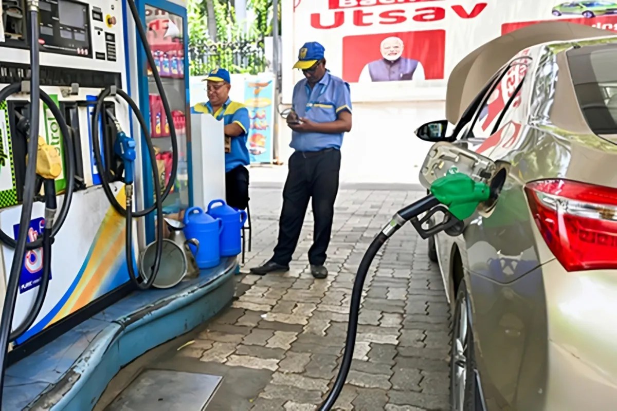 petrol diesel price hike in uttar pradesh updated fuel rates in agra kanpur varanasi lucknow